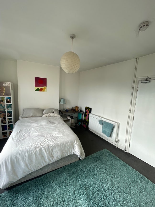 Double Bedroom Available 1st February Main Photo
