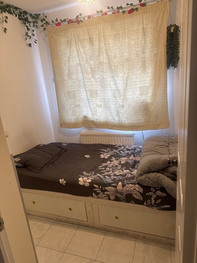 Box room (Singal room) available in Goodmayes Main Photo