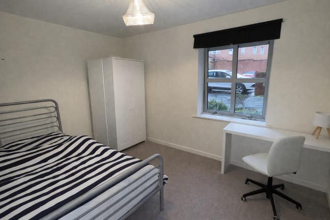 Jewellery Quarter – Double Room with Bathroom Main Photo