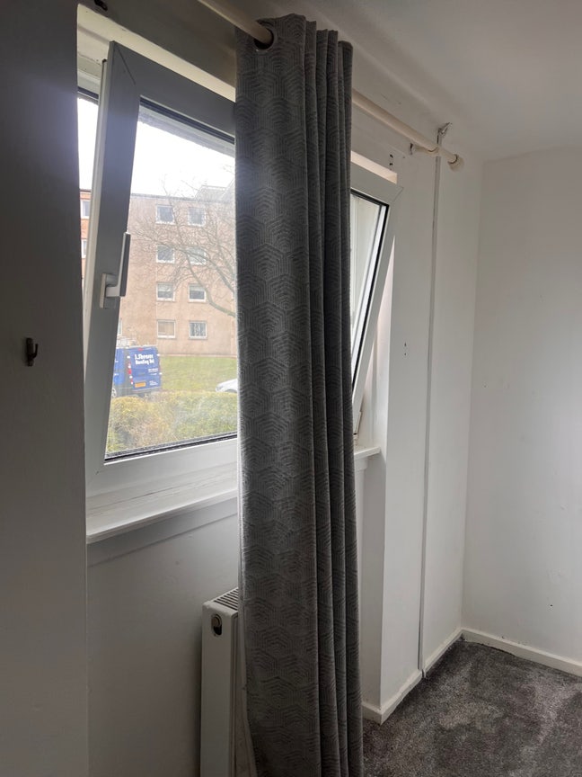 1 one available  Main Photo