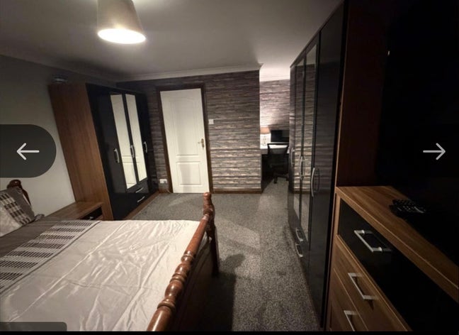 Double room/ensuite in bungalow in Whiterock Main Photo