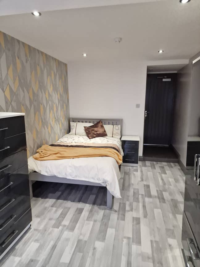 Modern Ensuite Double Rooms in Acocks Green, B27 Main Photo