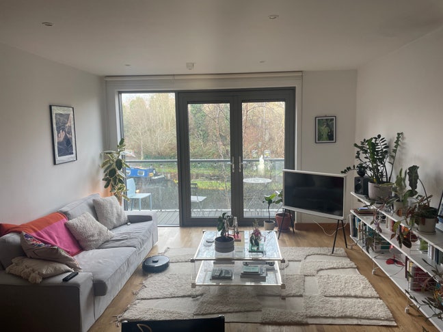 Large double room Main Photo