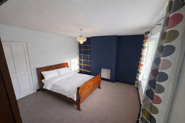 Large room in shared house in Sherwood Main Photo