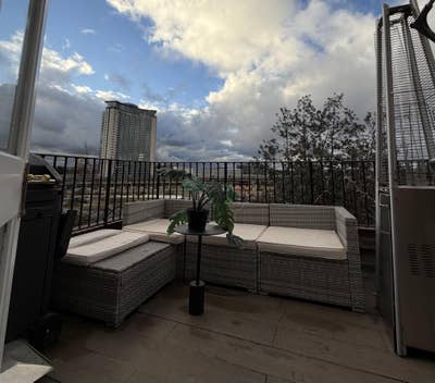 Whole property for rent in Earl’s Court  Main Photo