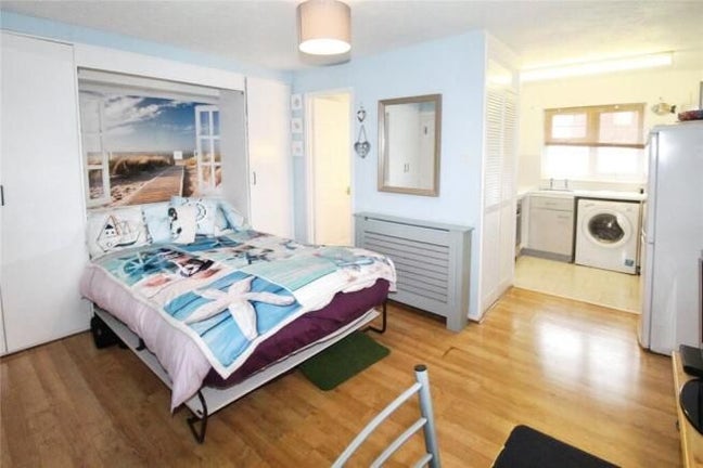 Studio Flat to Rent–Southampton City Centre 1 Feb Main Photo