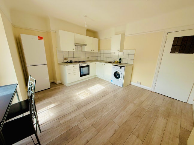 Double room available  Main Photo