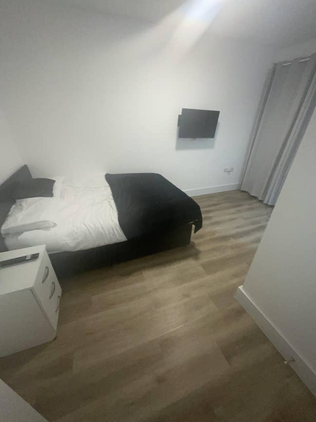 *New* Double En-Suite Room Hayes-All Bills Incl Main Photo