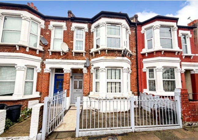 Furnished room near tooting broadway &pound;820PCM Main Photo