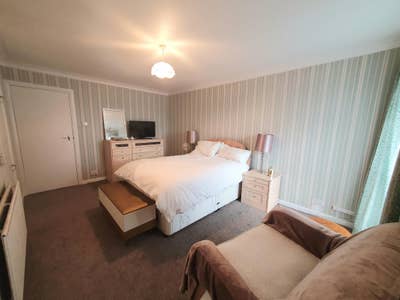 2 Bed Bungalow near the beach Main Photo