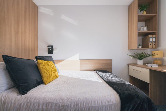 Oxford En-suite Student Room – BIG Rent Saving  Main Photo