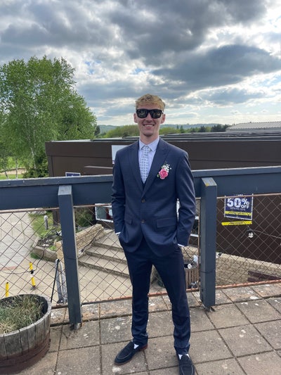 Looking for a room with On suite  Main Photo