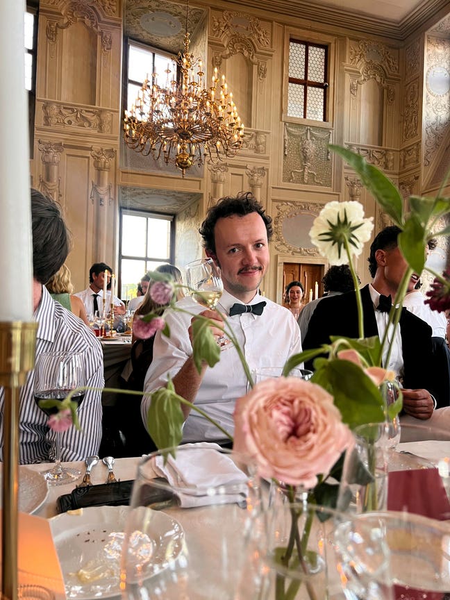 Australian professional looking for a new home Main Photo