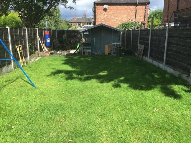 Bright, spacious room to let in Chorlton/ Didsbury Main Photo