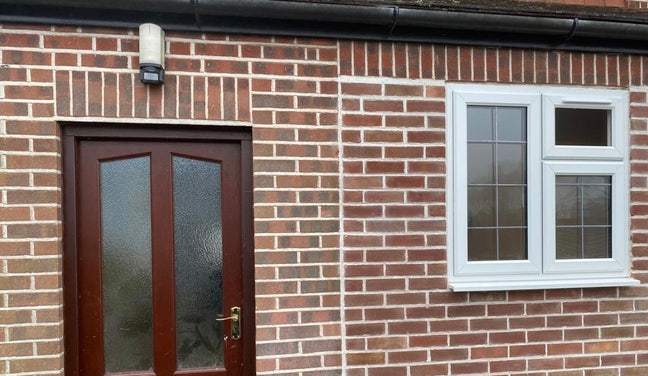 Fully furnished room Main Photo