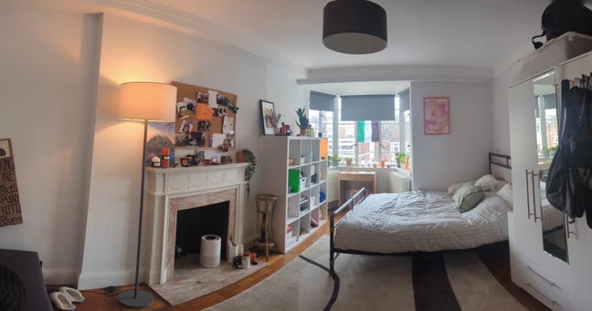 Spacious double room in beautiful location Main Photo