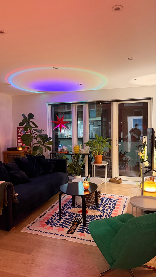 Room available in lovely Stockwell flat  Main Photo