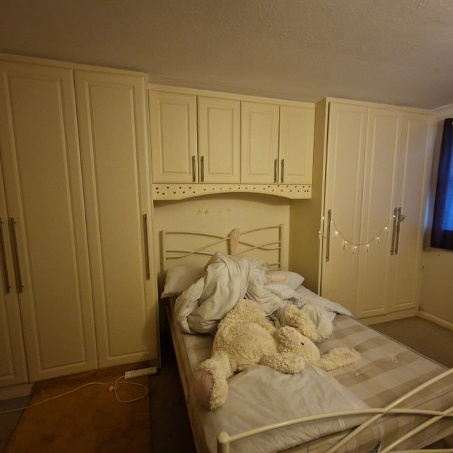 Spacious Room in Staines (Female pref) Main Photo