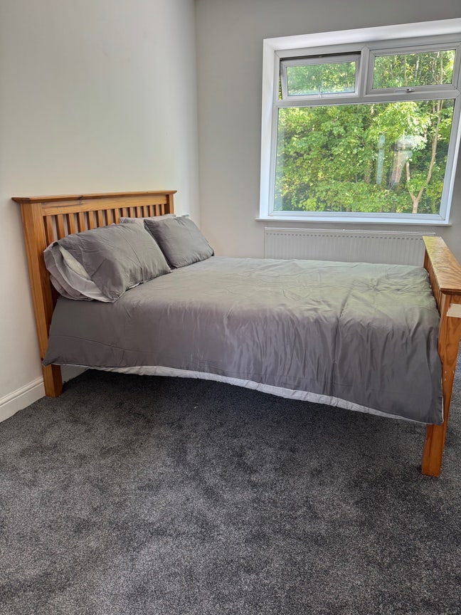 House share rooms available  Main Photo