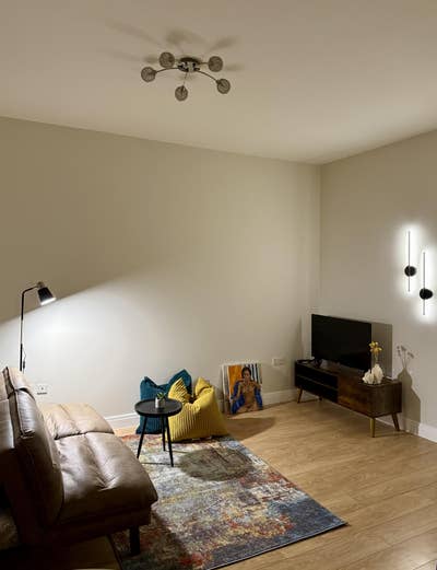 One bedroom flat available on Mondays to Fridays! Main Photo