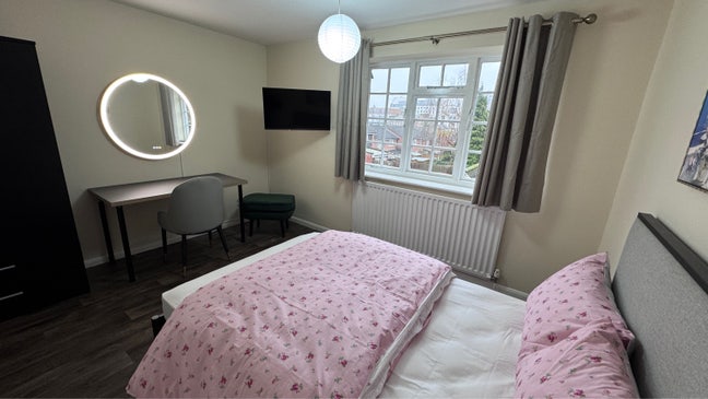 Newly Renovated Rooms – City Cen(Female Only) Main Photo