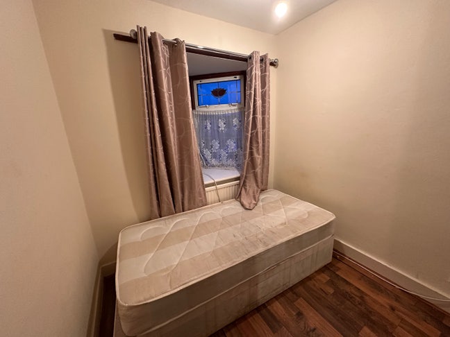 Single room  Main Photo