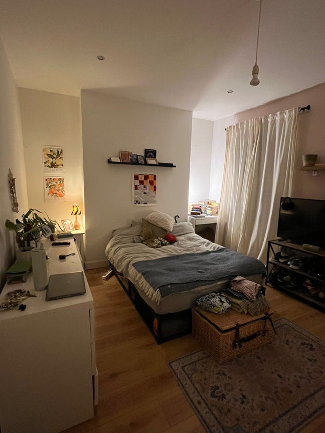 Couples room or single in Bow  Main Photo