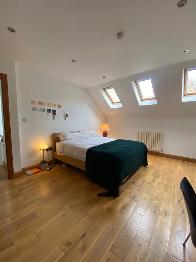 Large Couples Room in Upper Holloway  Main Photo