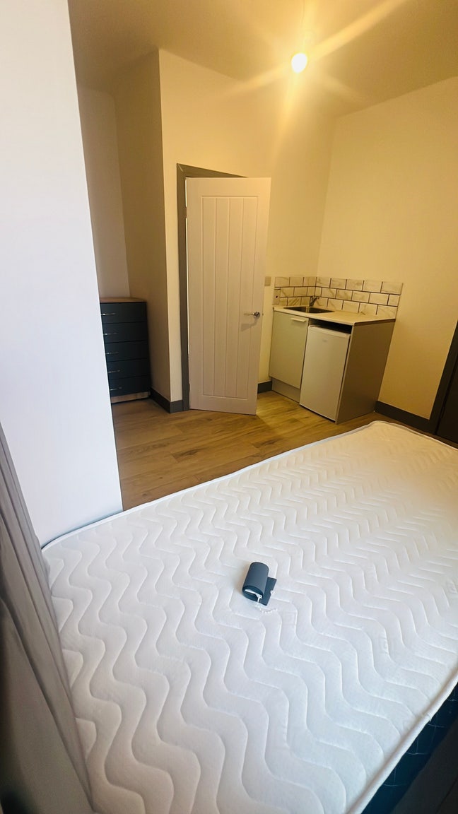 En Suite Rooms, Fully Furnished, Handsworth Main Photo