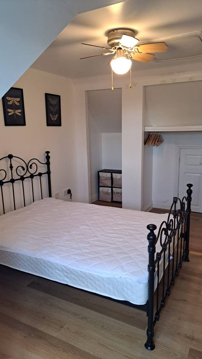 Spacious Double Room with Ensuite Main Photo