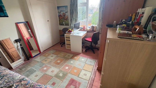 Bright, Spacious Room Near Brunel University Main Photo