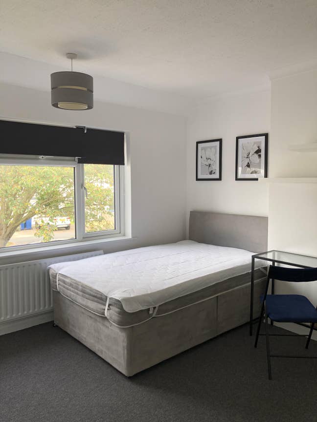 Double Room off Perne Rd, Cambridge Main Photo