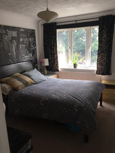 Comfortable ensuite room to let in relaxing home Main Photo