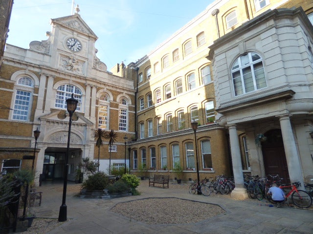 Luxury one bed period style property, Whitechapel  Main Photo
