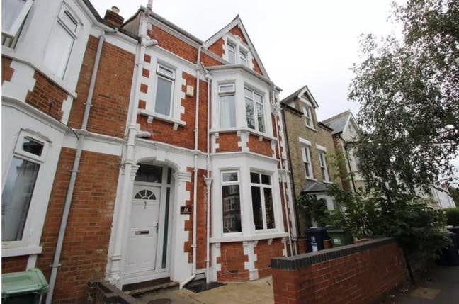 Room for rent on Divinity Road!!! Main Photo