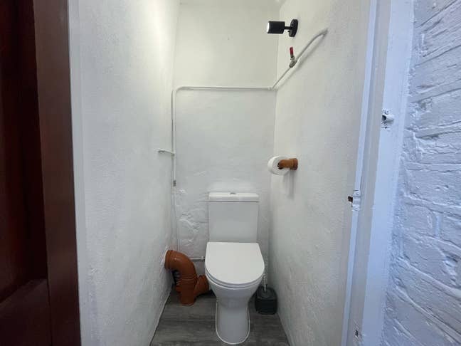 Garratt Lane, London, SW17 0PG Main Photo