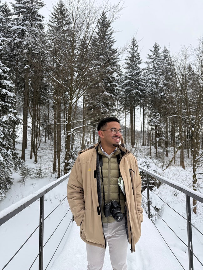 Lawyer looking for room let Main Photo