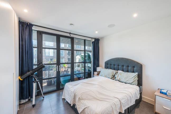 En-suite room in new build flat in Hackney Wick Main Photo