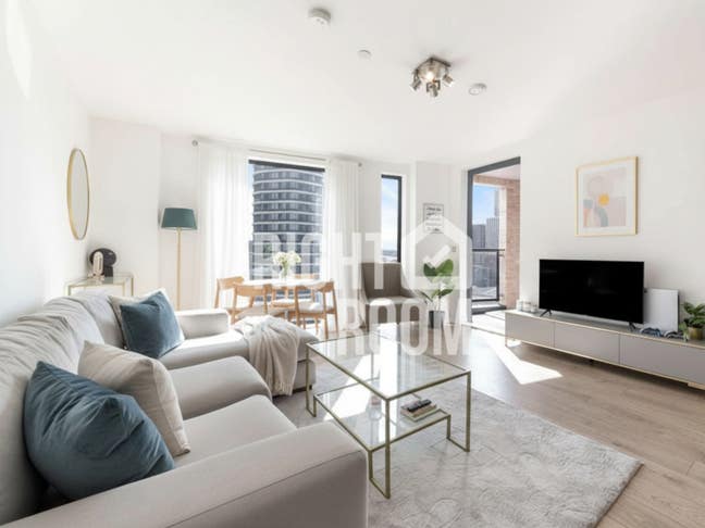 Luxury 3 Bed Apartment w/Balcony, Canary Wharf Main Photo