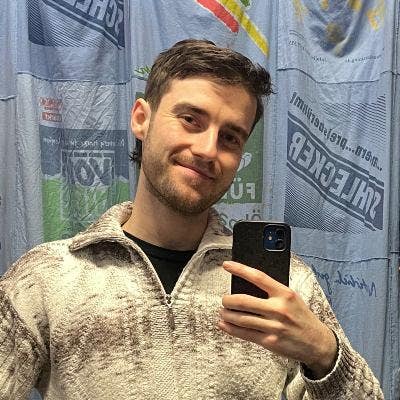 26yo looking to buddy up! 😊 Main Photo