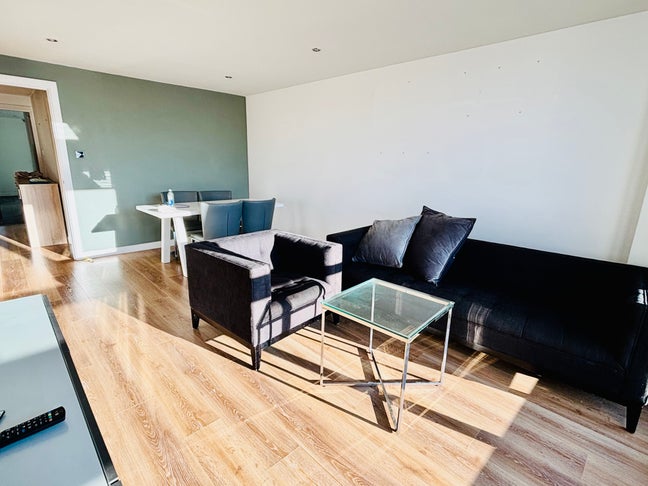 Finnieston renting out 2B2 Main Photo