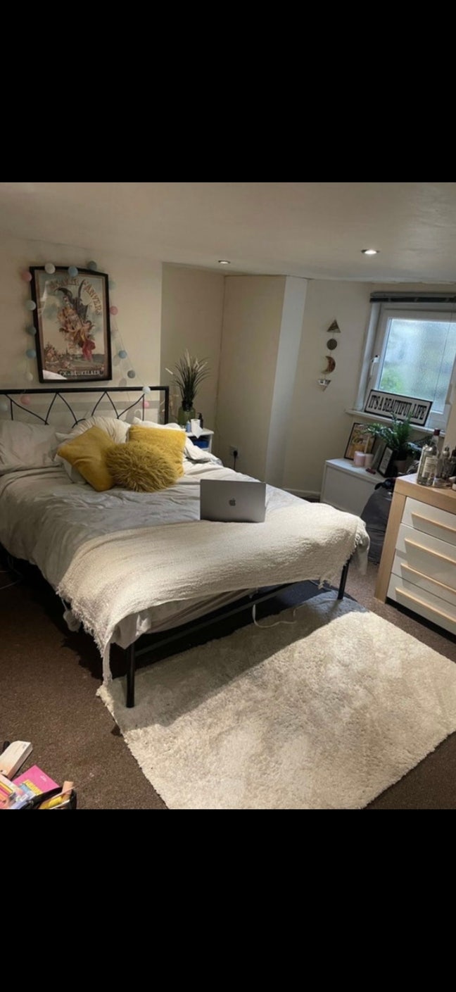 1 Bedroom Available in Didsbury Main Photo