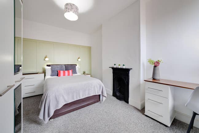 Beautiful double rooms in newly renovated house Main Photo