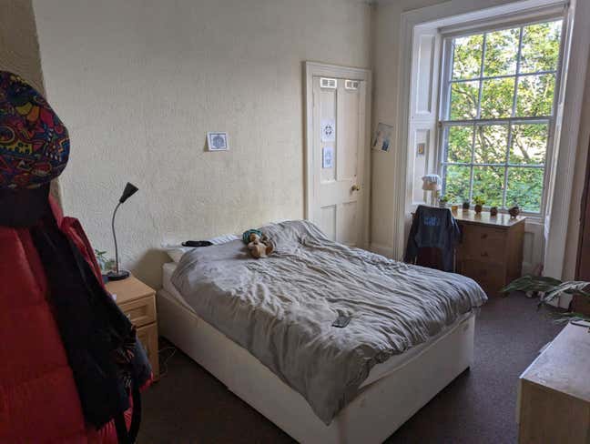 Leith Sublet mid March-early April Main Photo