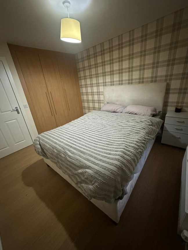 Room for Rent Main Photo