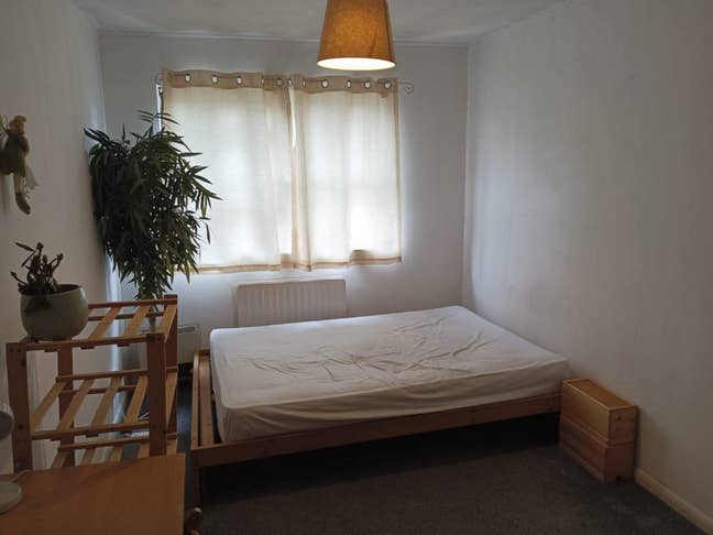 Two Double rooms near to station Inc. bills Main Photo