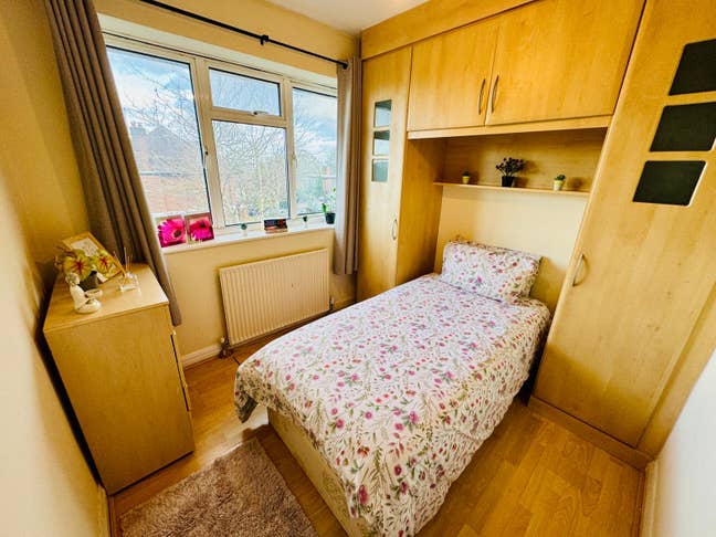 🌟 Single Room available in Park Royal – Zone 3 🌟 Main Photo