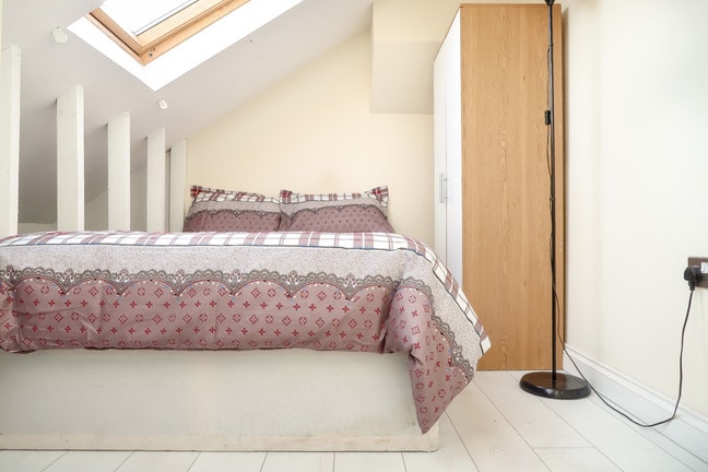 En-Suite Room in a Shared Flat – E13 🏠 Plaistow Main Photo