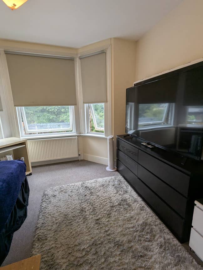 Room in a Shared Flat Main Photo