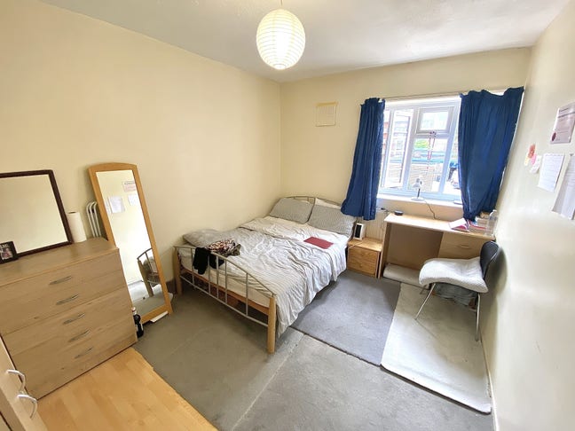Double Room in Mile End, E1 -All Bills Included Main Photo